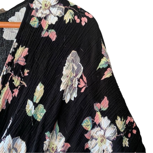 Lovestitch Black Floral Maxi Dress - Picture 5 of 6